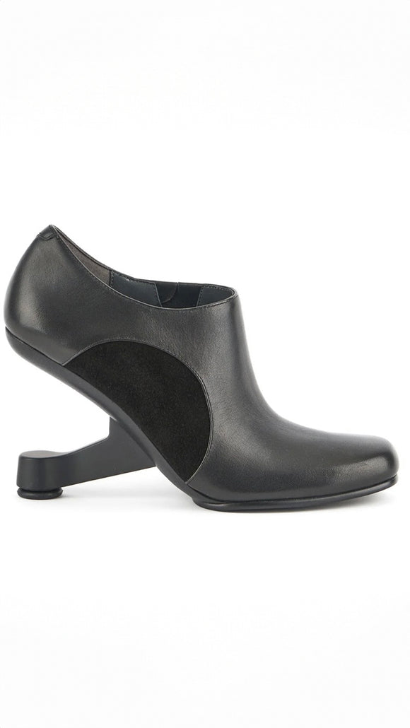 FLOATING HEEL BOOTIE BY UNITED NUDE  UN890155